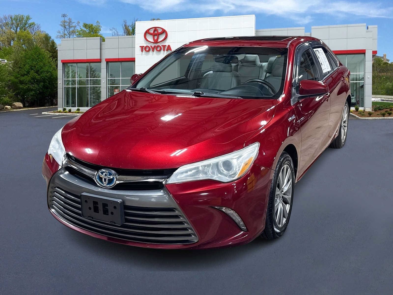 2015 Toyota Camry XLE Hybrid