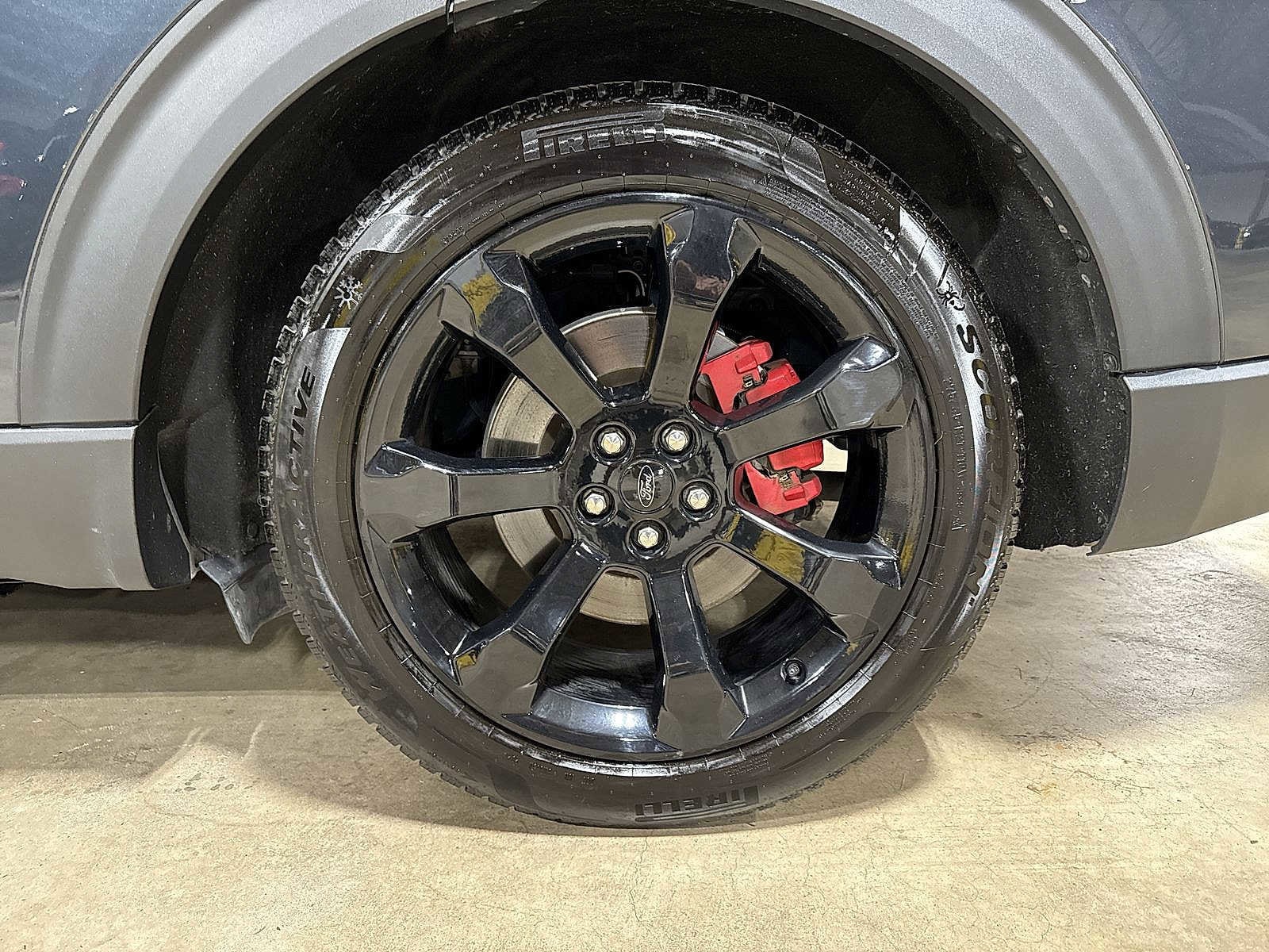 Thumbnail: 2022 Ford Explorer - 10