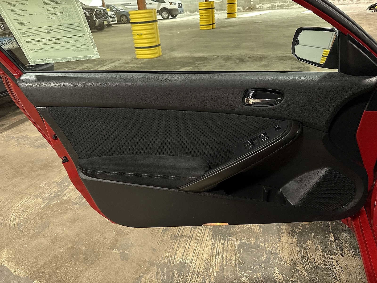 Thumbnail: 2011 Nissan Altima - 28