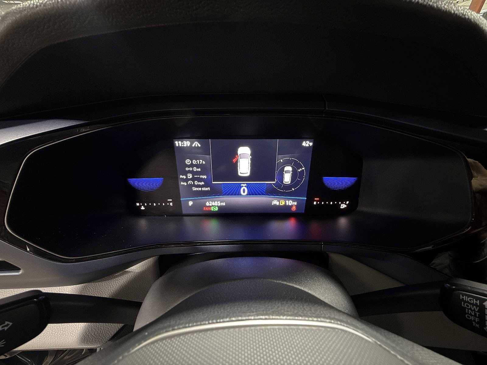 Thumbnail: 2022 Volkswagen Taos - 33