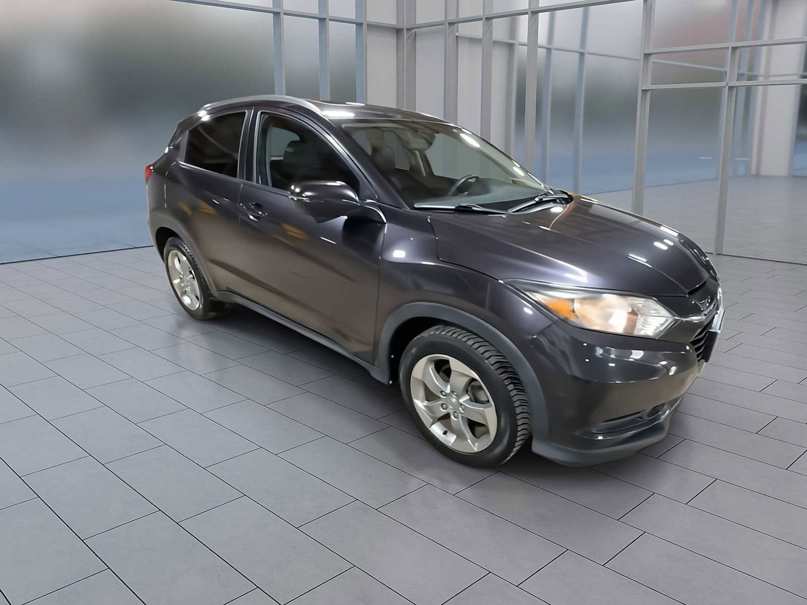 Thumbnail: 2017 Honda HR-V - 2