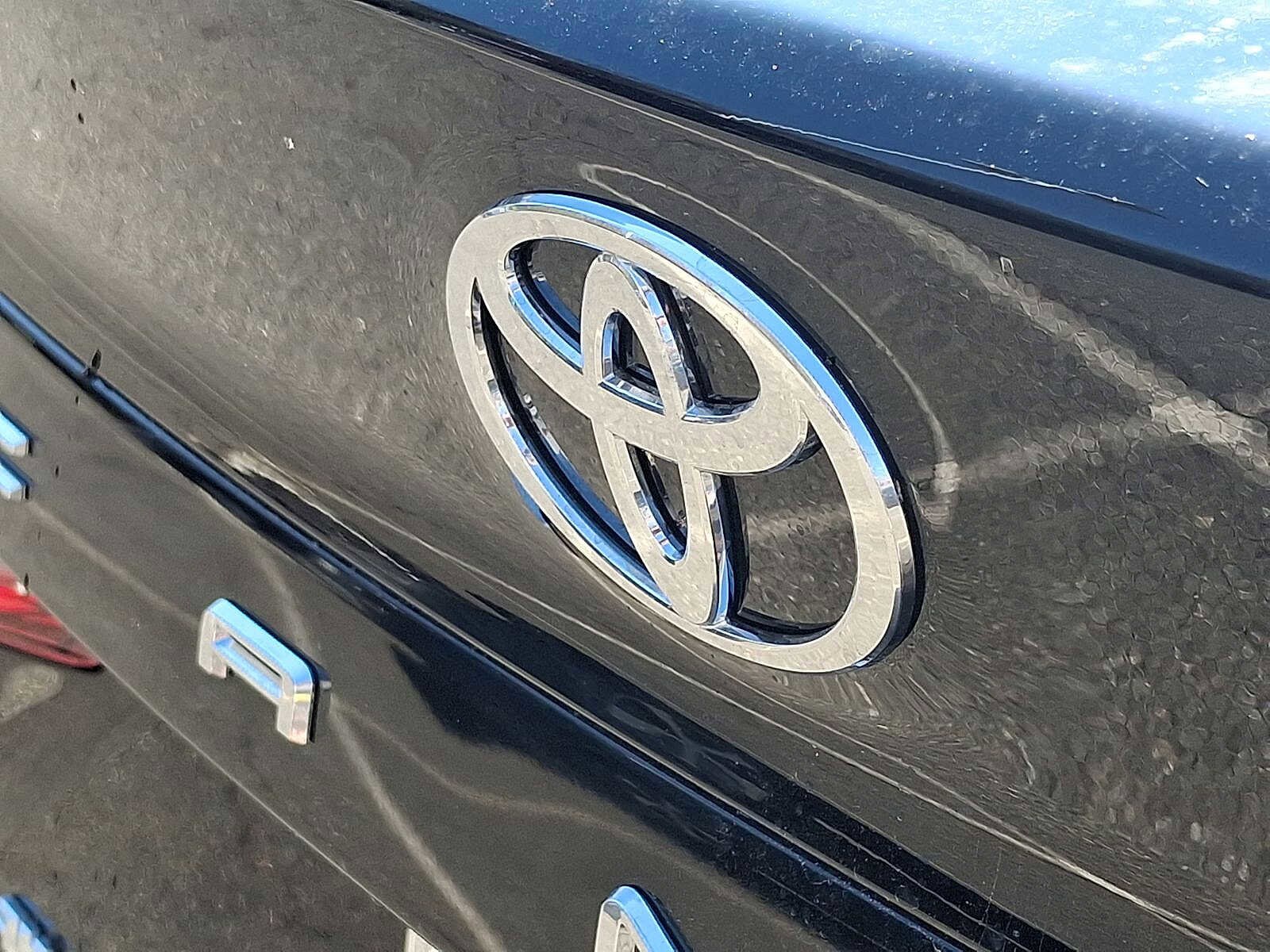 Thumbnail: 2026 Toyota Camry - 19