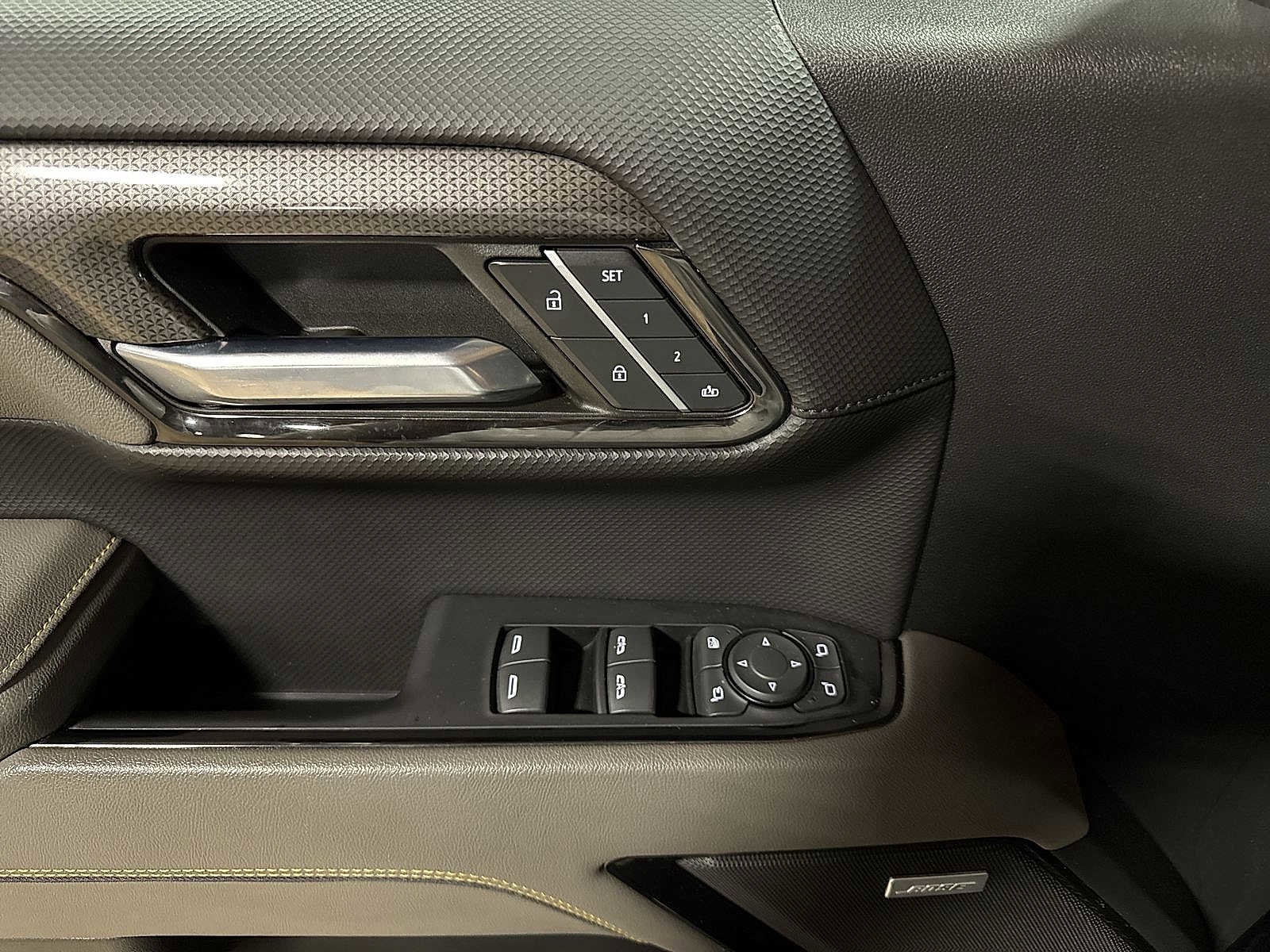 Thumbnail: 2022 Chevrolet Silverado 1500 - 23