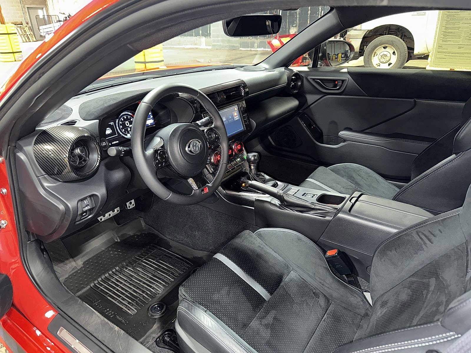 Thumbnail: 2023 Toyota GR86 - 25