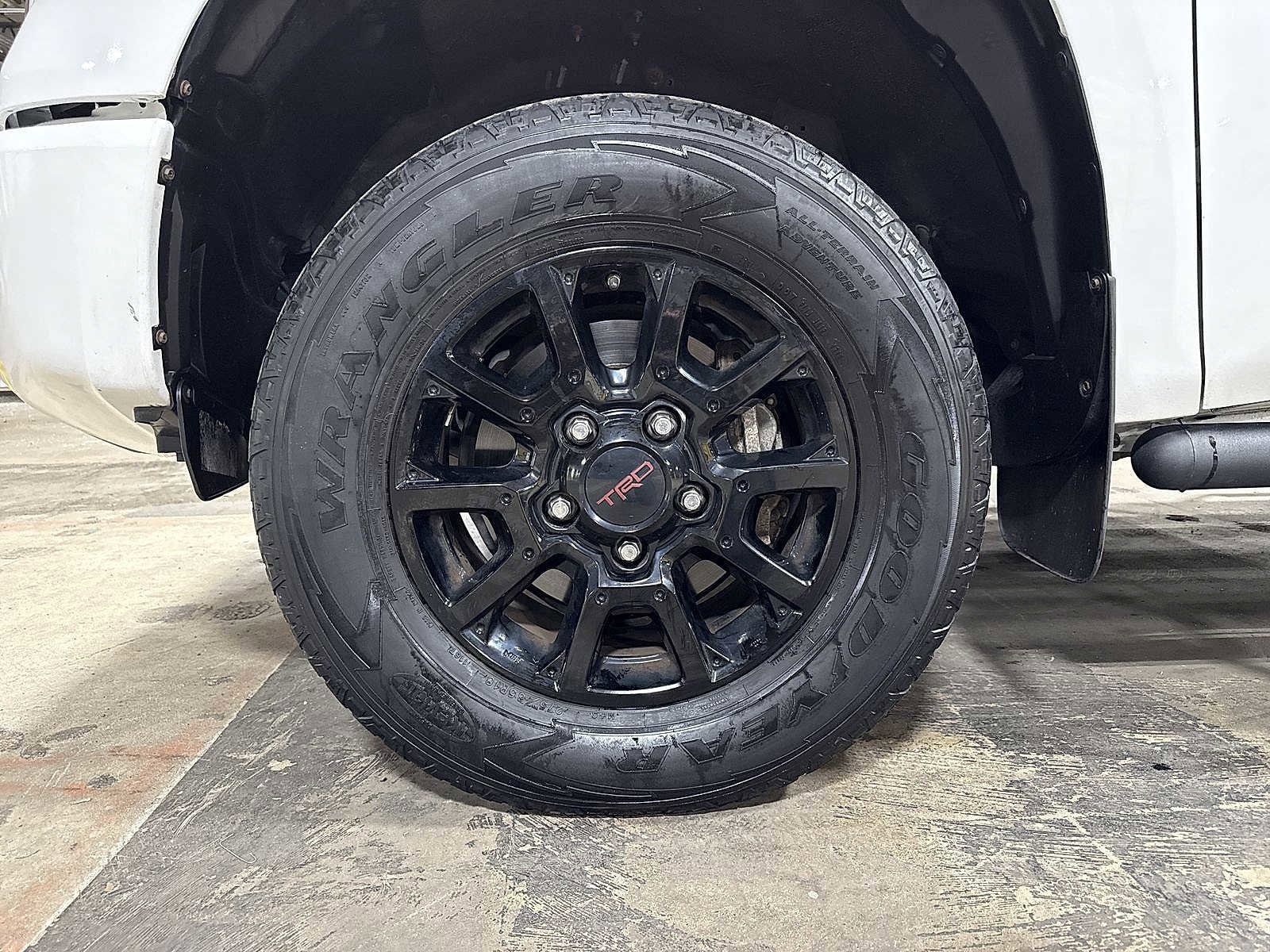 Thumbnail: 2016 Toyota Tundra - 10