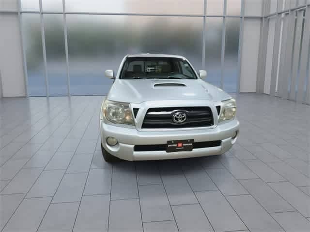 Thumbnail: 2006 Toyota Tacoma - 3