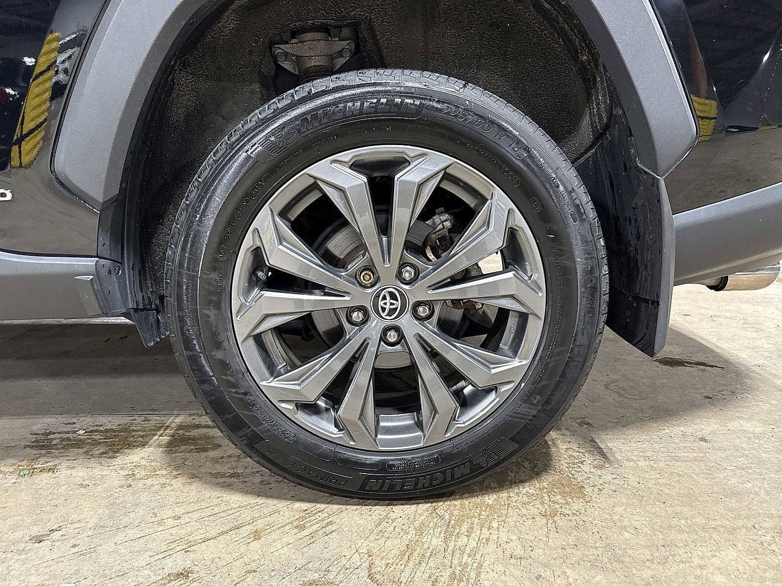 Thumbnail: 2023 Toyota RAV4 - 10