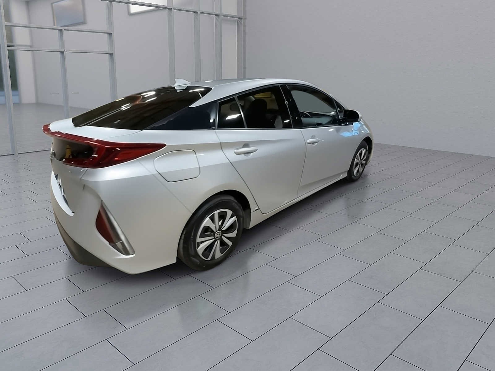 Thumbnail: 2017 Toyota Prius Prime - 8