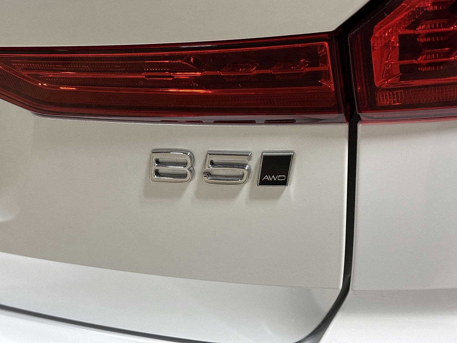 Thumbnail: 2023 Volvo XC60 - 28