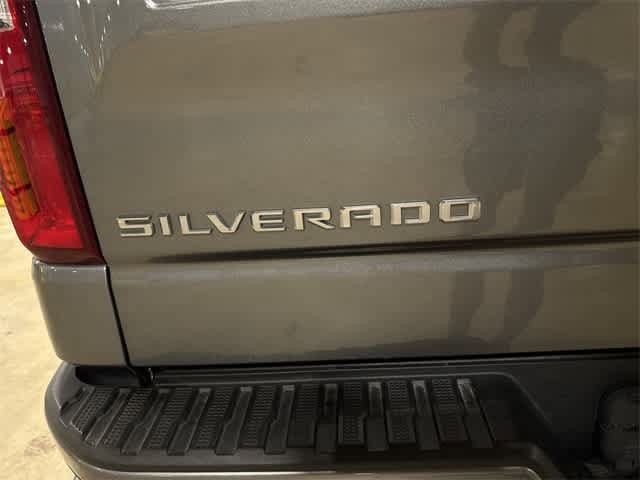 Thumbnail: 2020 Chevrolet Silverado 1500 - 23