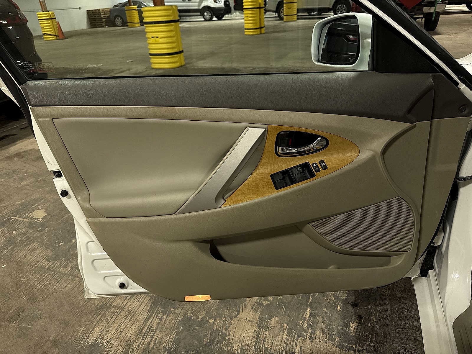 Thumbnail: 2007 Toyota Camry - 29