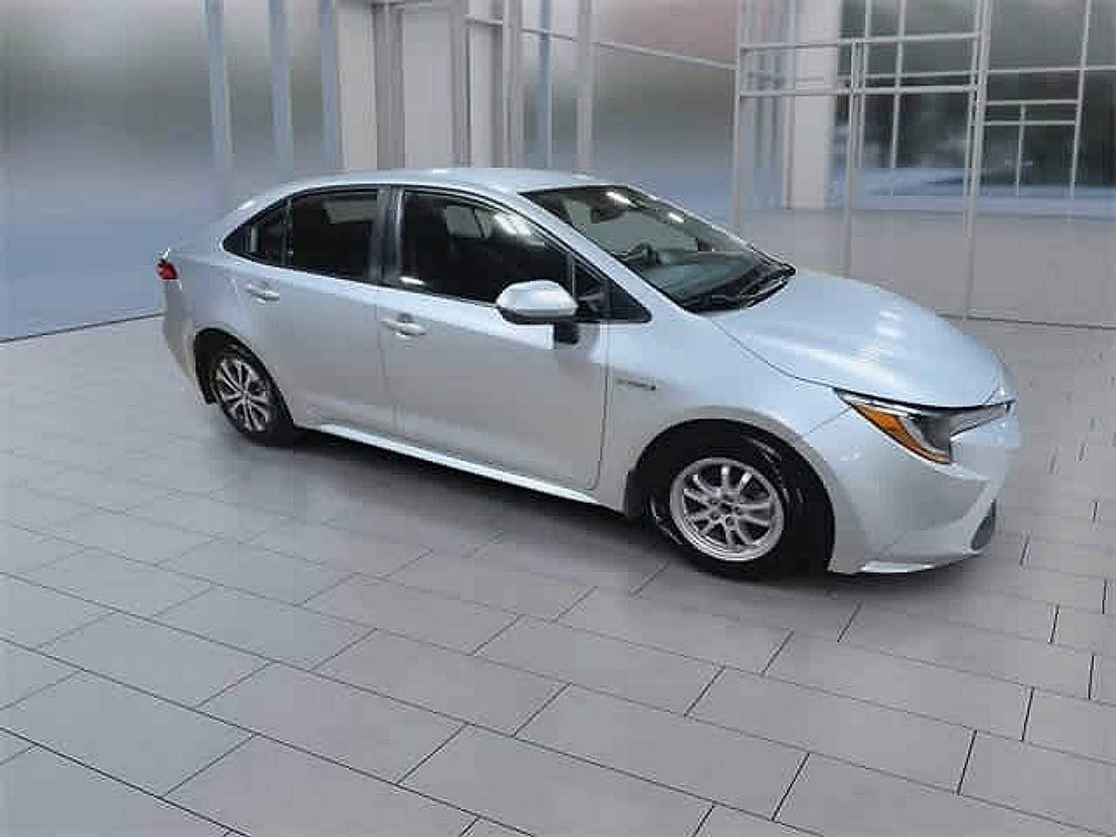 Thumbnail: 2021 Toyota Corolla - 4