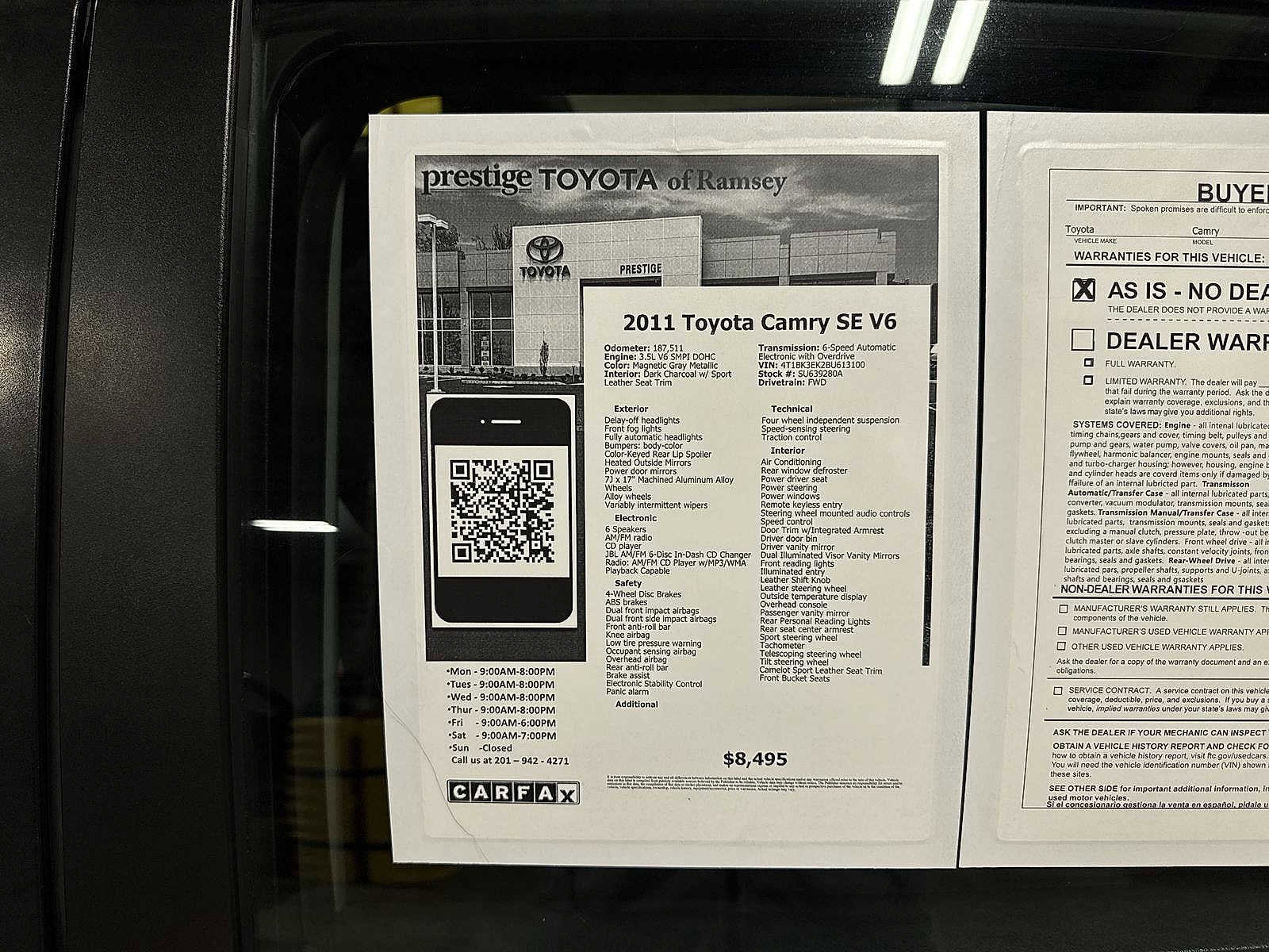Thumbnail: 2011 Toyota Camry - 12