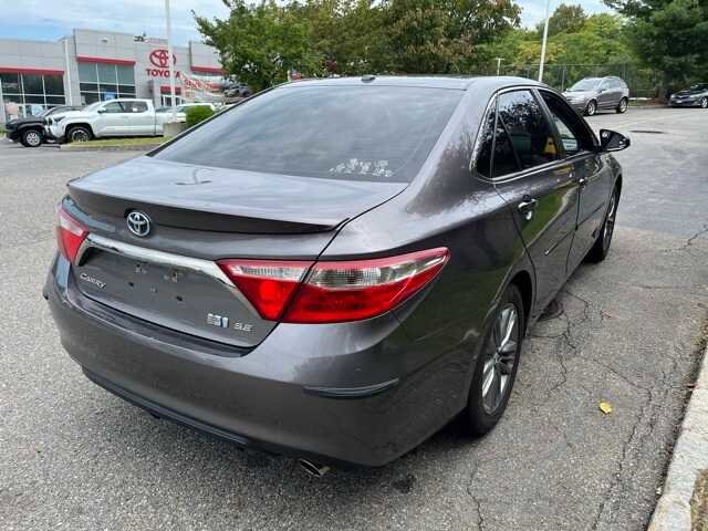 Thumbnail: 2017 Toyota Camry - 4