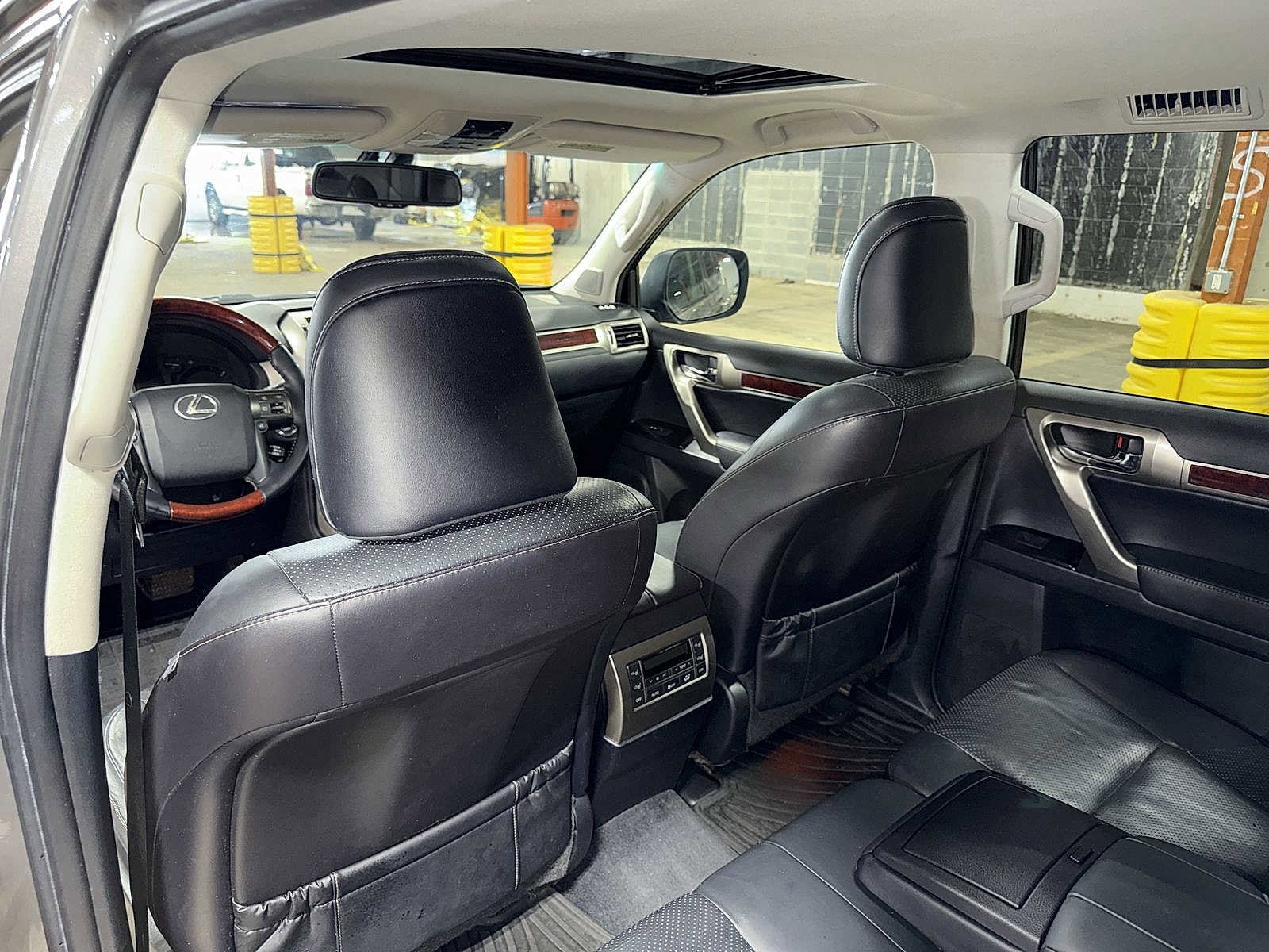 Thumbnail: 2010 Lexus GX - 29