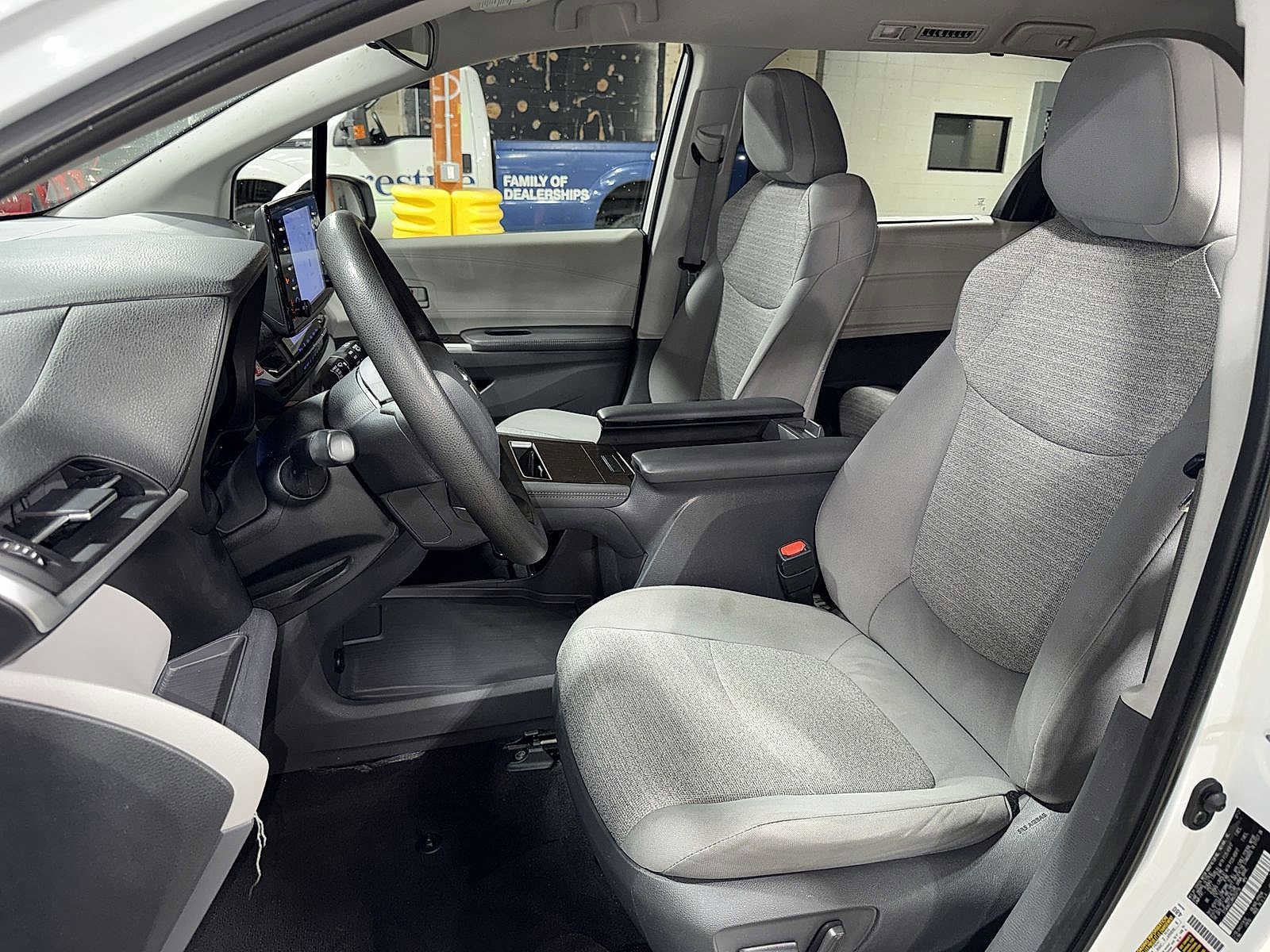 Thumbnail: 2021 Toyota Sienna - 15