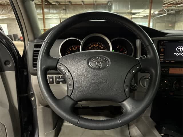 Thumbnail: 2008 Toyota 4Runner - 17