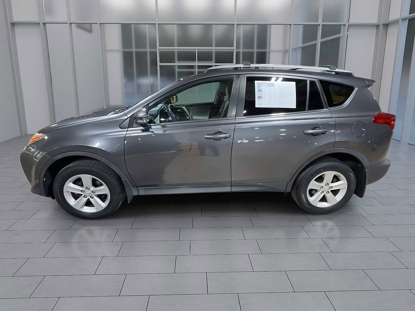 Thumbnail: 2014 Toyota RAV4 - 5