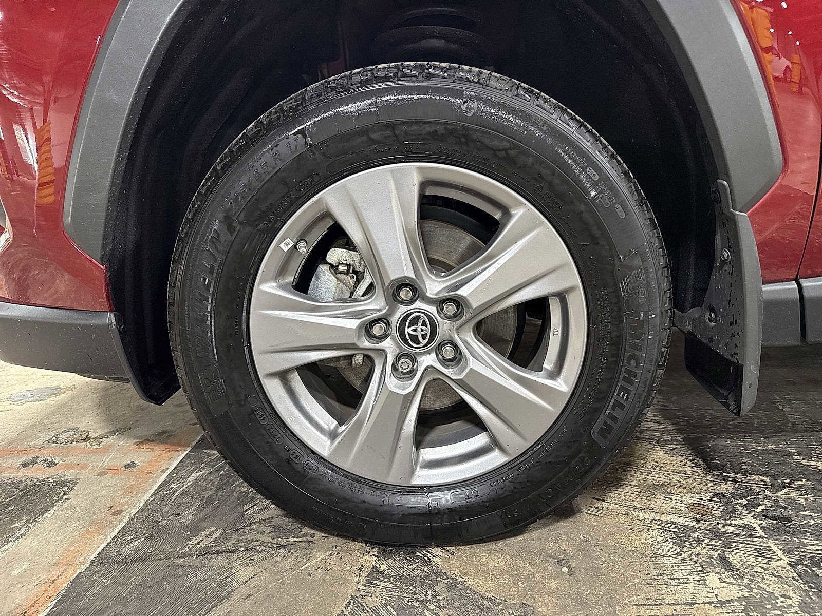 Thumbnail: 2024 Toyota RAV4 - 10