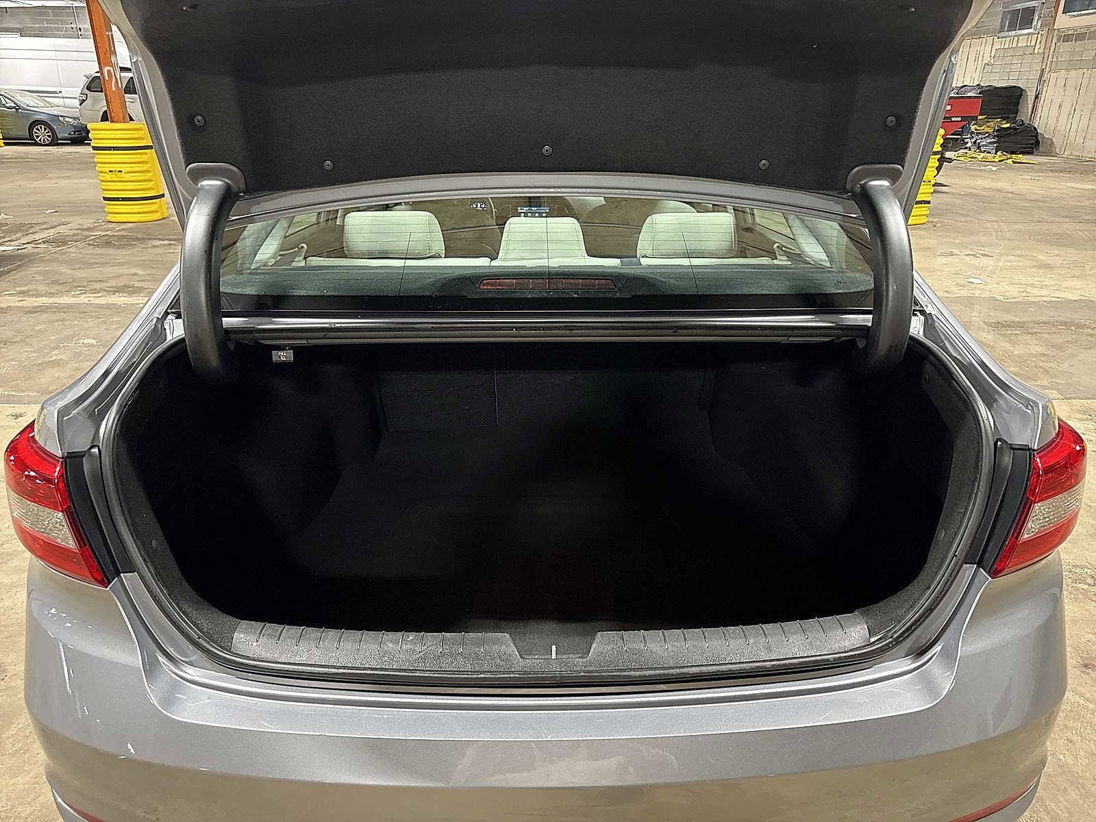 Thumbnail: 2016 Hyundai Sonata - 11