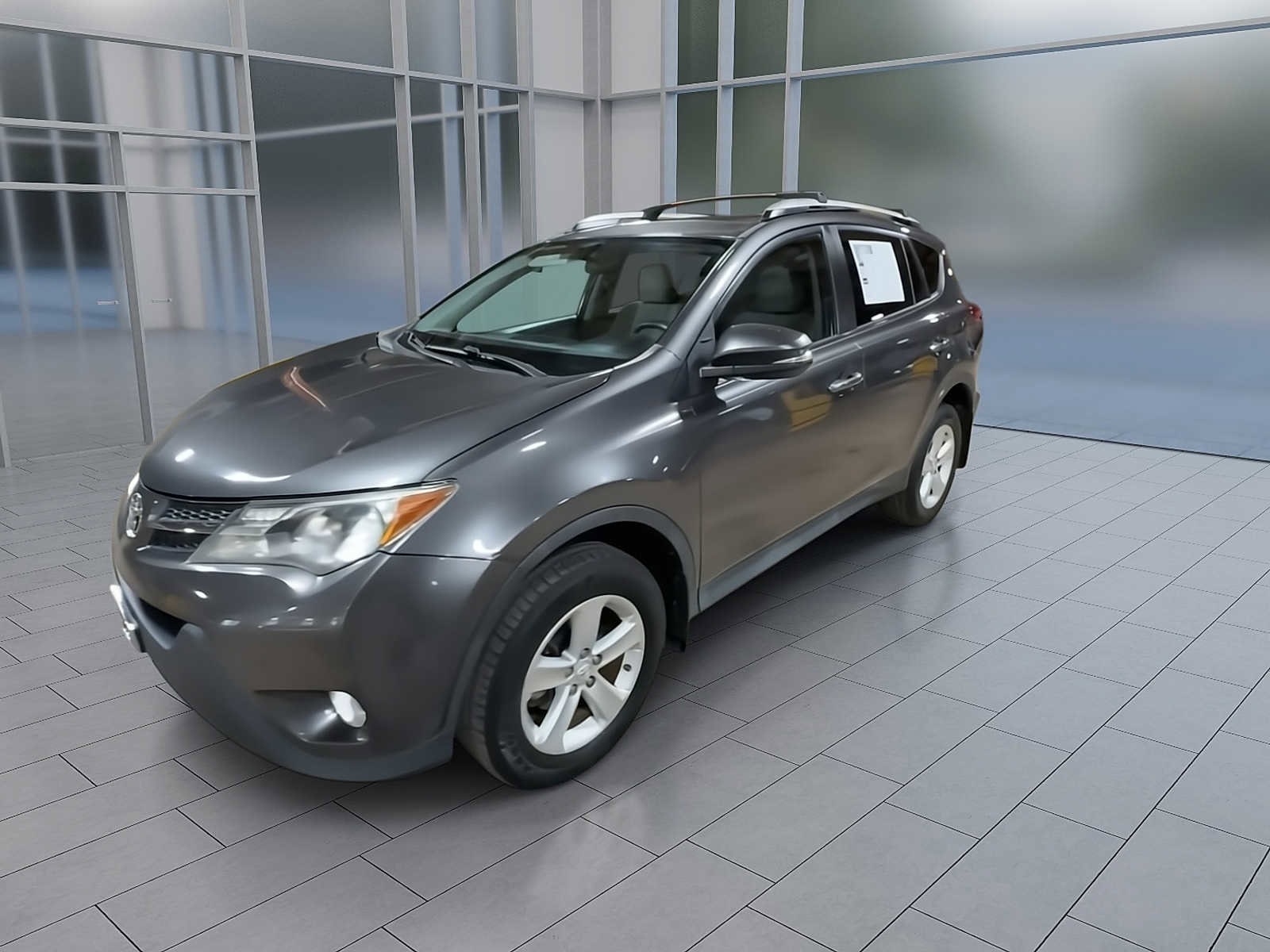 Thumbnail: 2014 Toyota RAV4 - 4