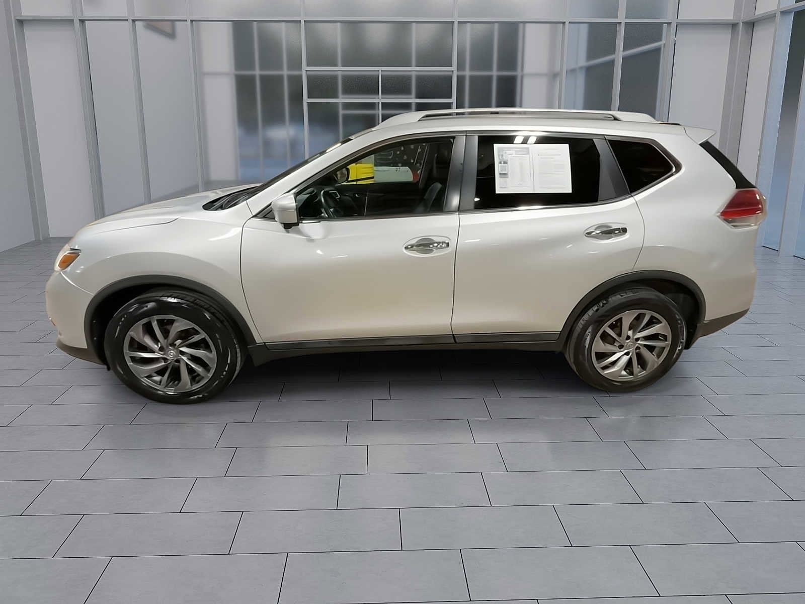 Thumbnail: 2015 Nissan Rogue - 5
