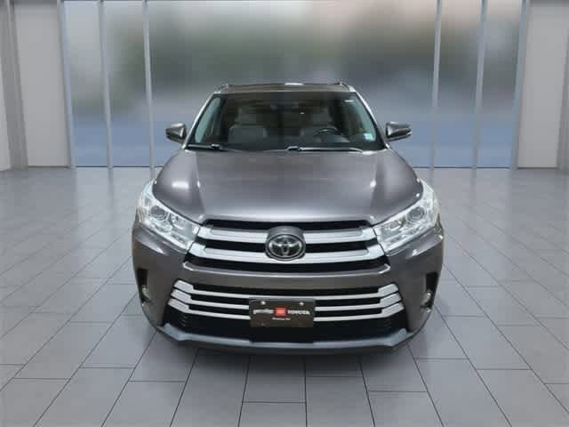 2019 Toyota Highlander XLE photo 3