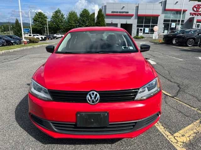 Thumbnail: 2014 Volkswagen Jetta - 2