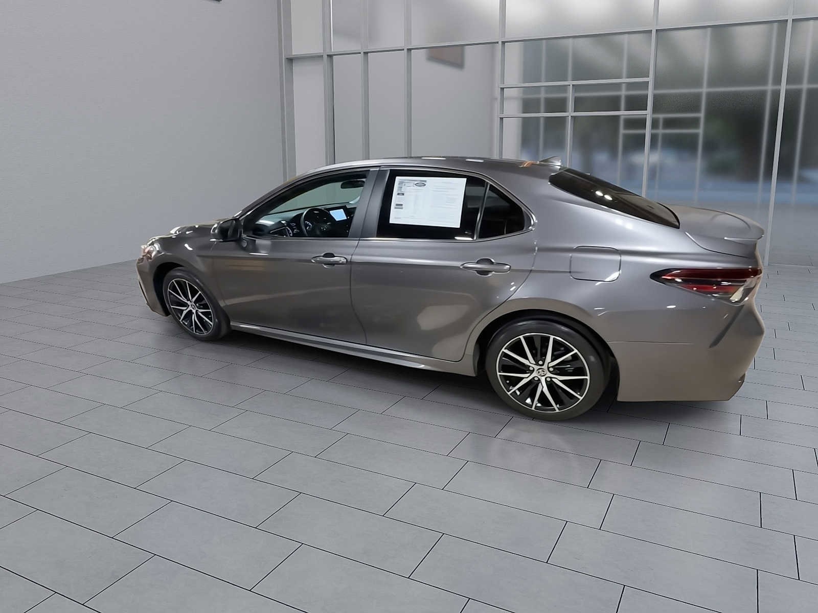 Thumbnail: 2023 Toyota Camry - 6