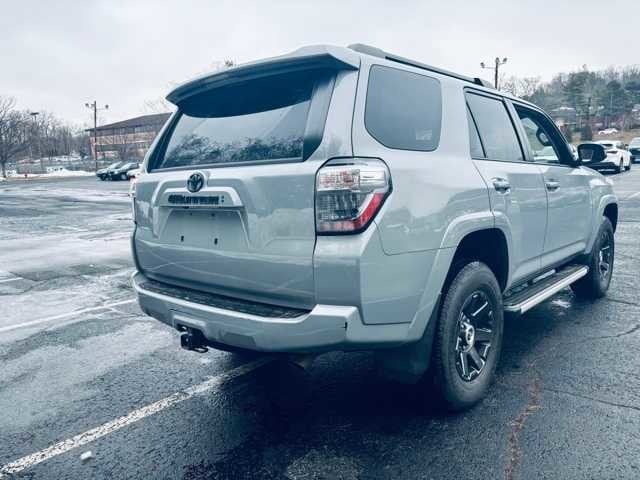 Thumbnail: 2021 Toyota 4Runner - 4