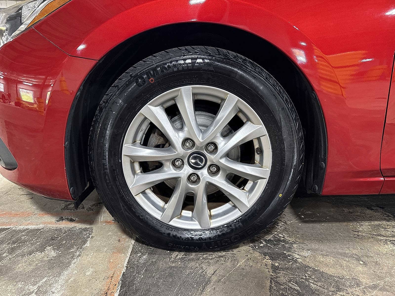 Thumbnail: 2016 Mazda Mazda3 - 10