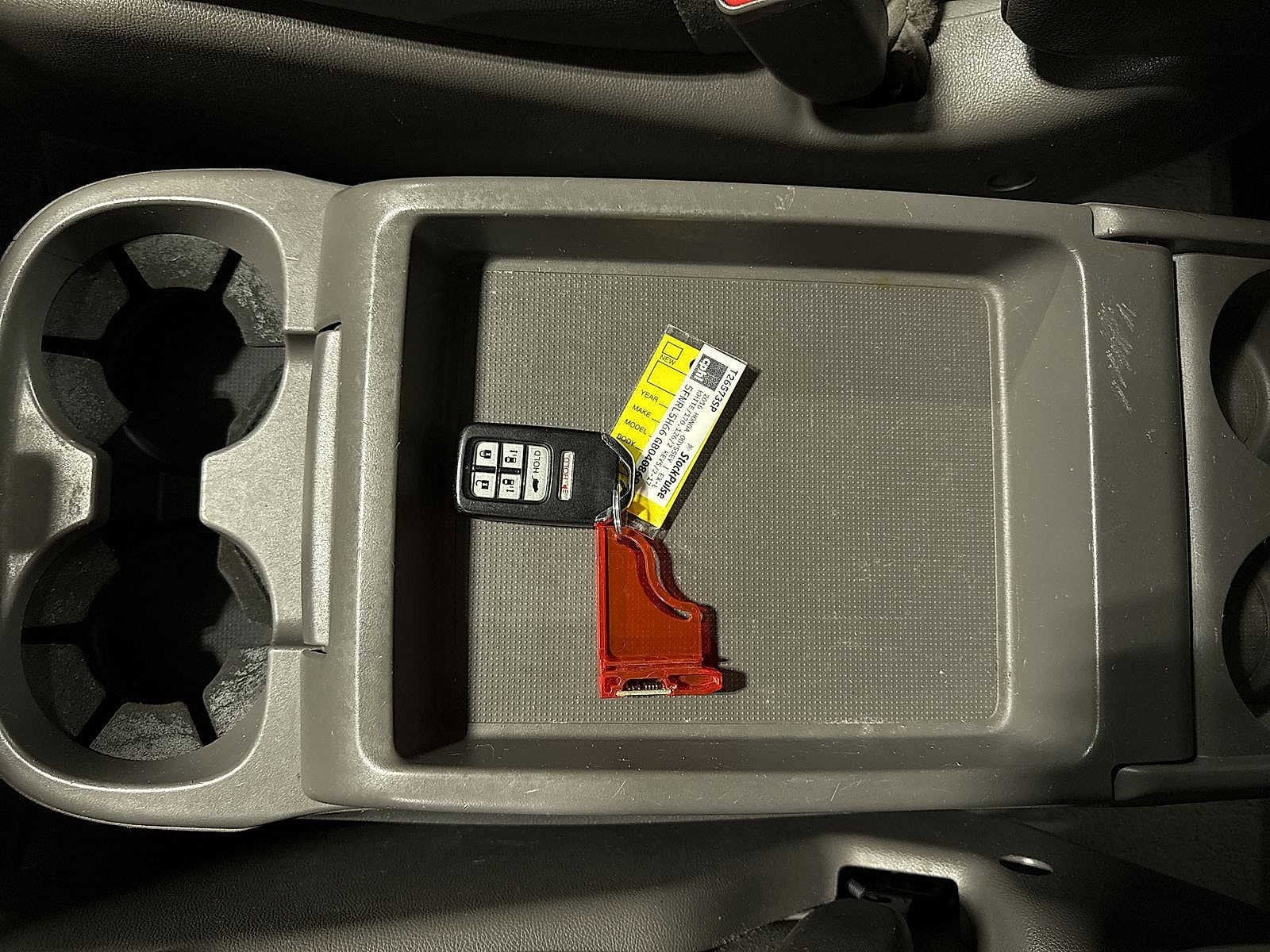 Thumbnail: 2016 Honda Odyssey - 33