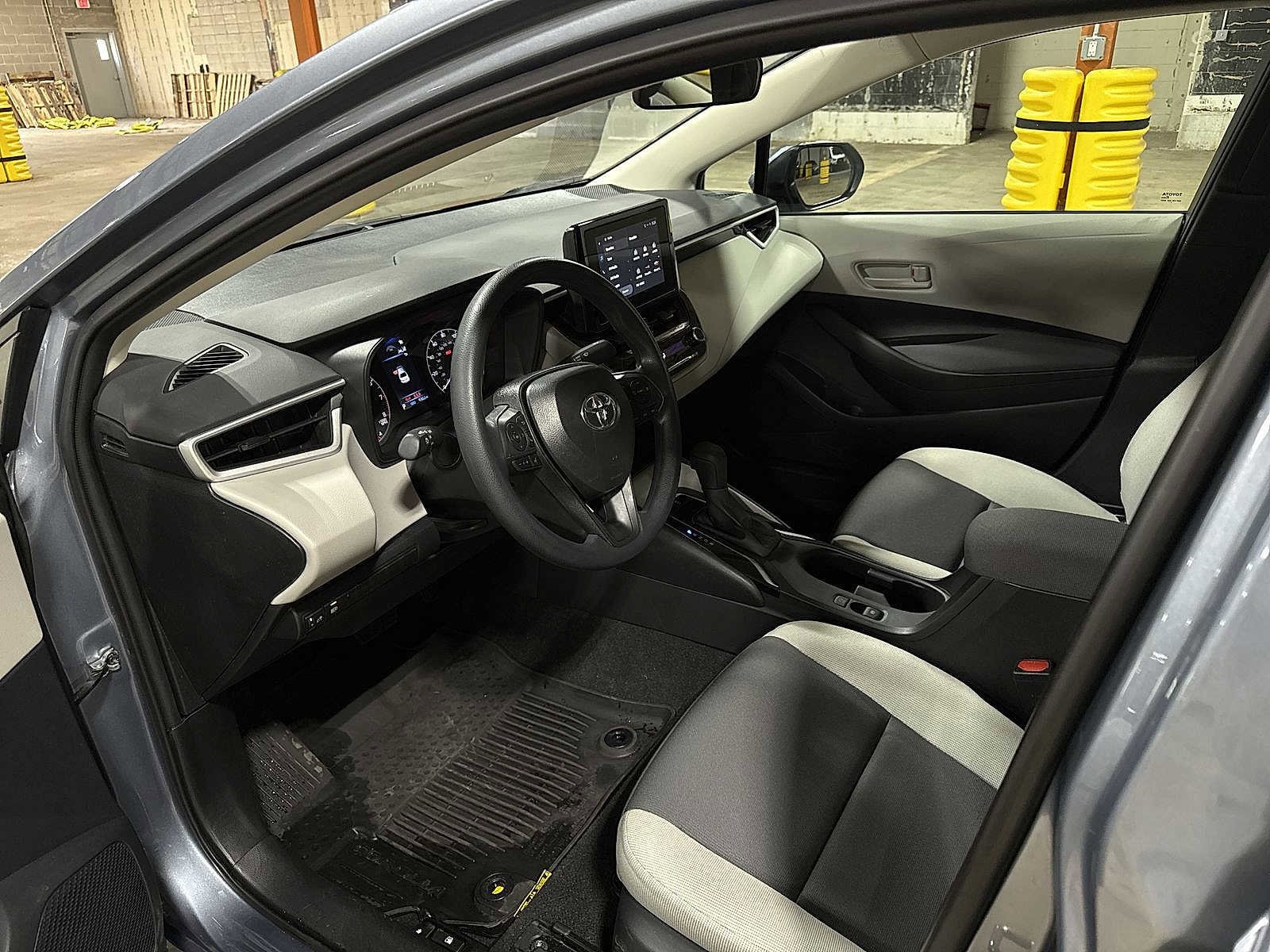 Thumbnail: 2025 Toyota Corolla - 27