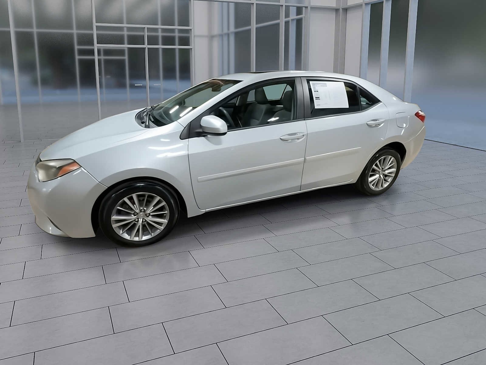 Thumbnail: 2014 Toyota Corolla - 6