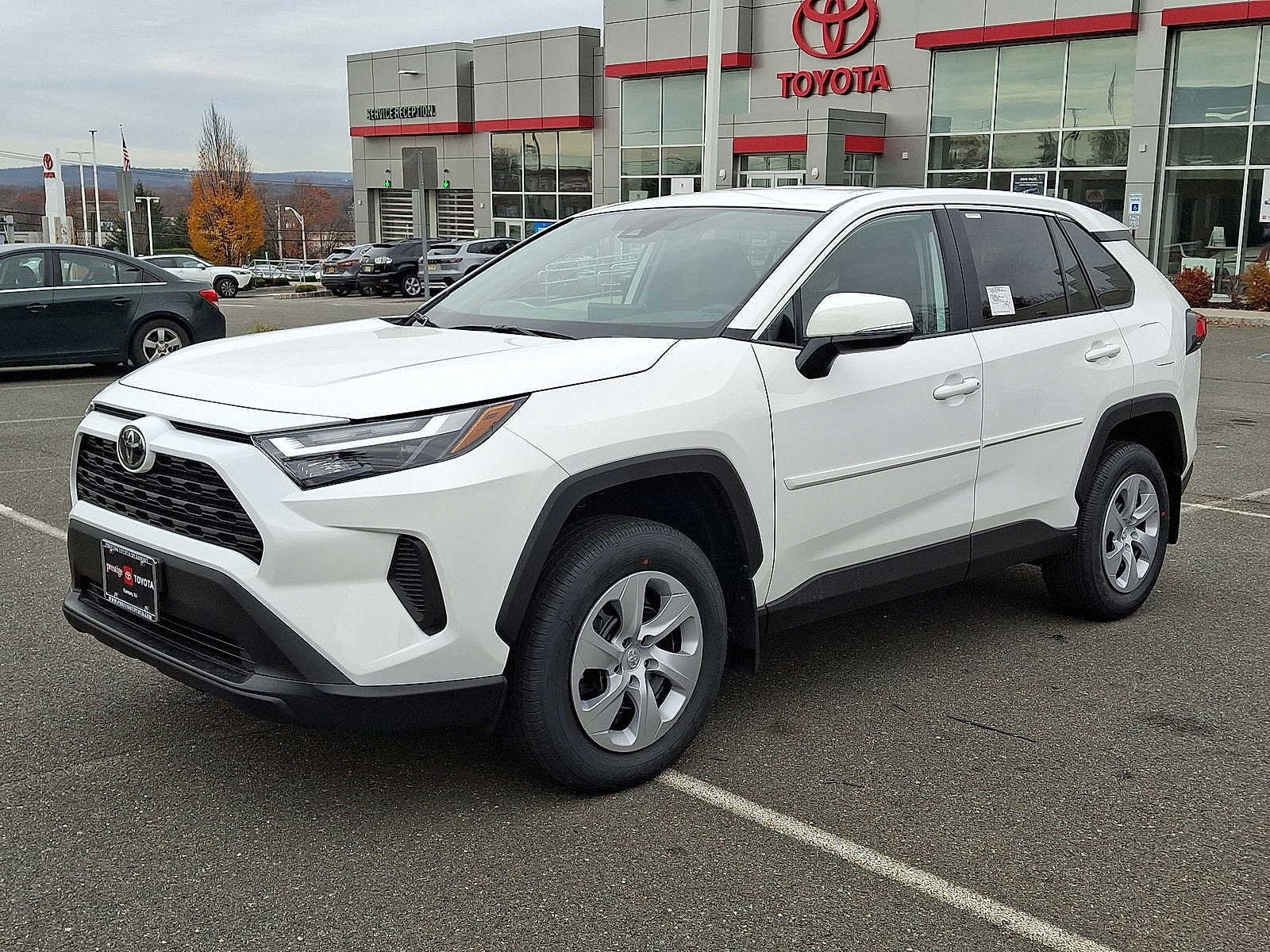 Thumbnail: 2025 Toyota RAV4 - 10