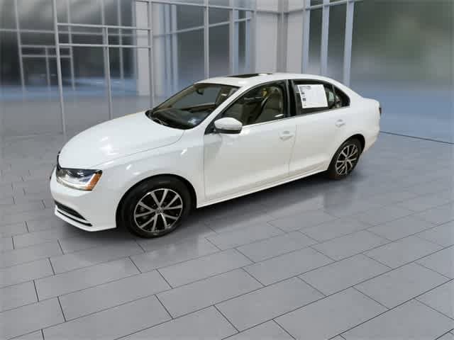 Thumbnail: 2017 Volkswagen Jetta - 4