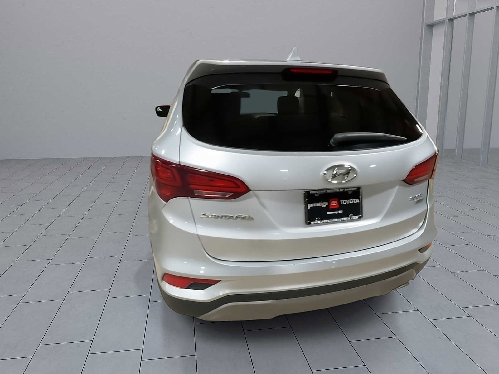 Thumbnail: 2017 Hyundai Santa Fe - 7