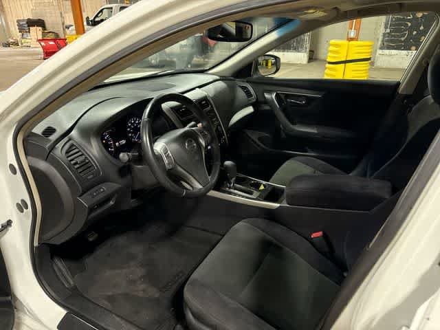 Thumbnail: 2013 Nissan Altima - 29