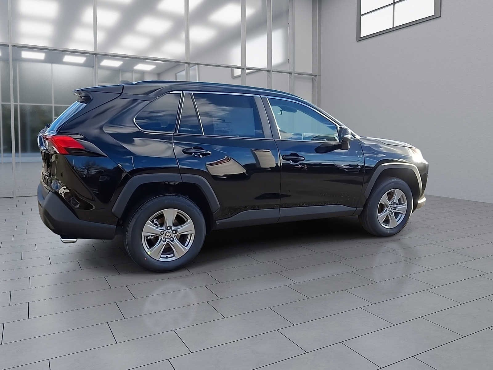 Thumbnail: 2025 Toyota RAV4 - 7