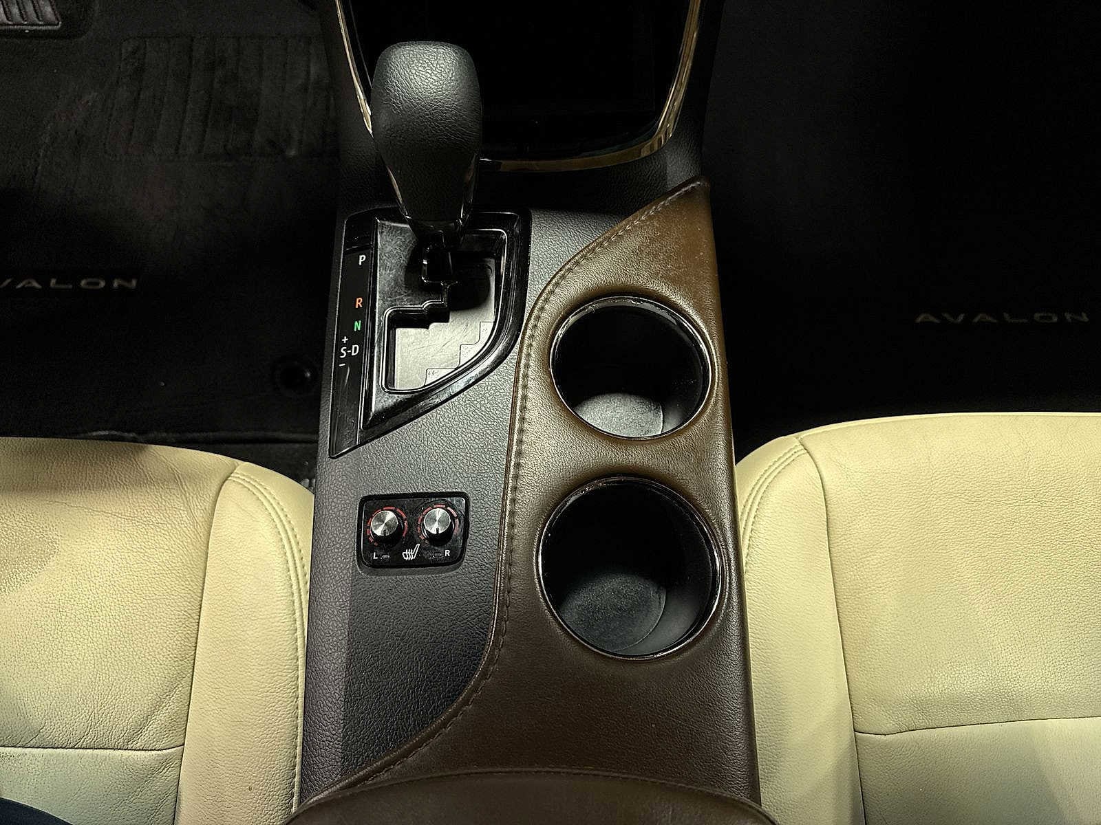 Thumbnail: 2014 Toyota Avalon - 30