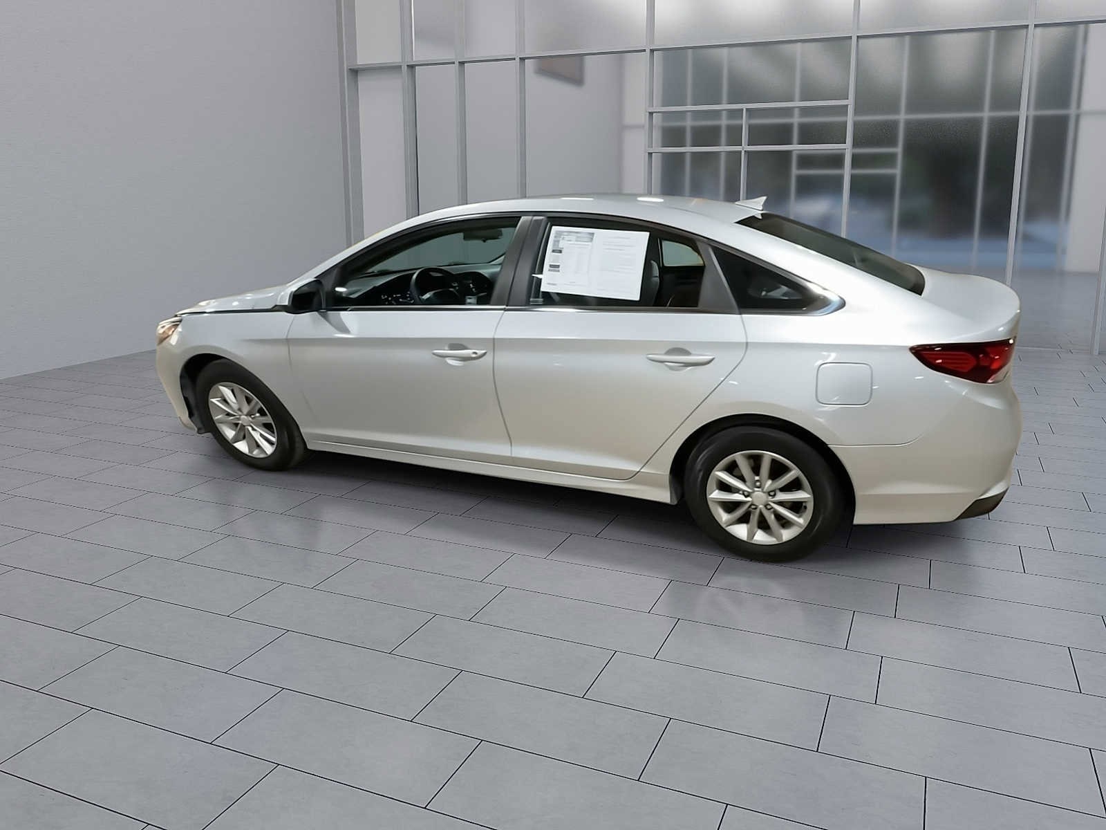 Thumbnail: 2018 Hyundai Sonata - 6