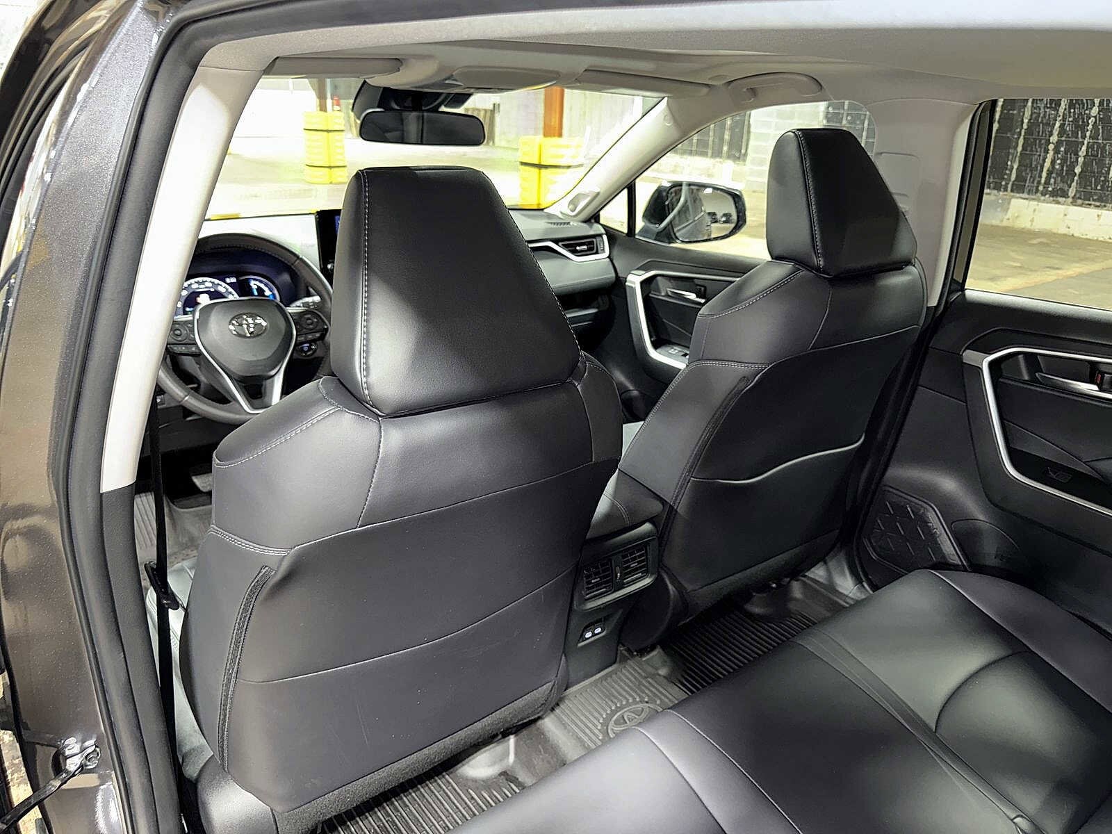 Thumbnail: 2023 Toyota RAV4 - 30