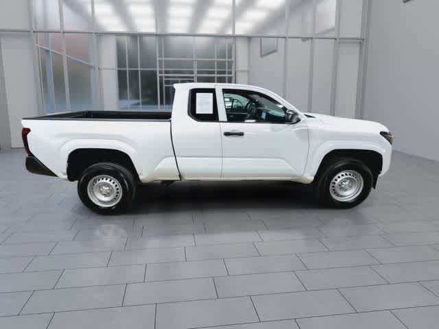 Thumbnail: 2024 Toyota Tacoma - 9