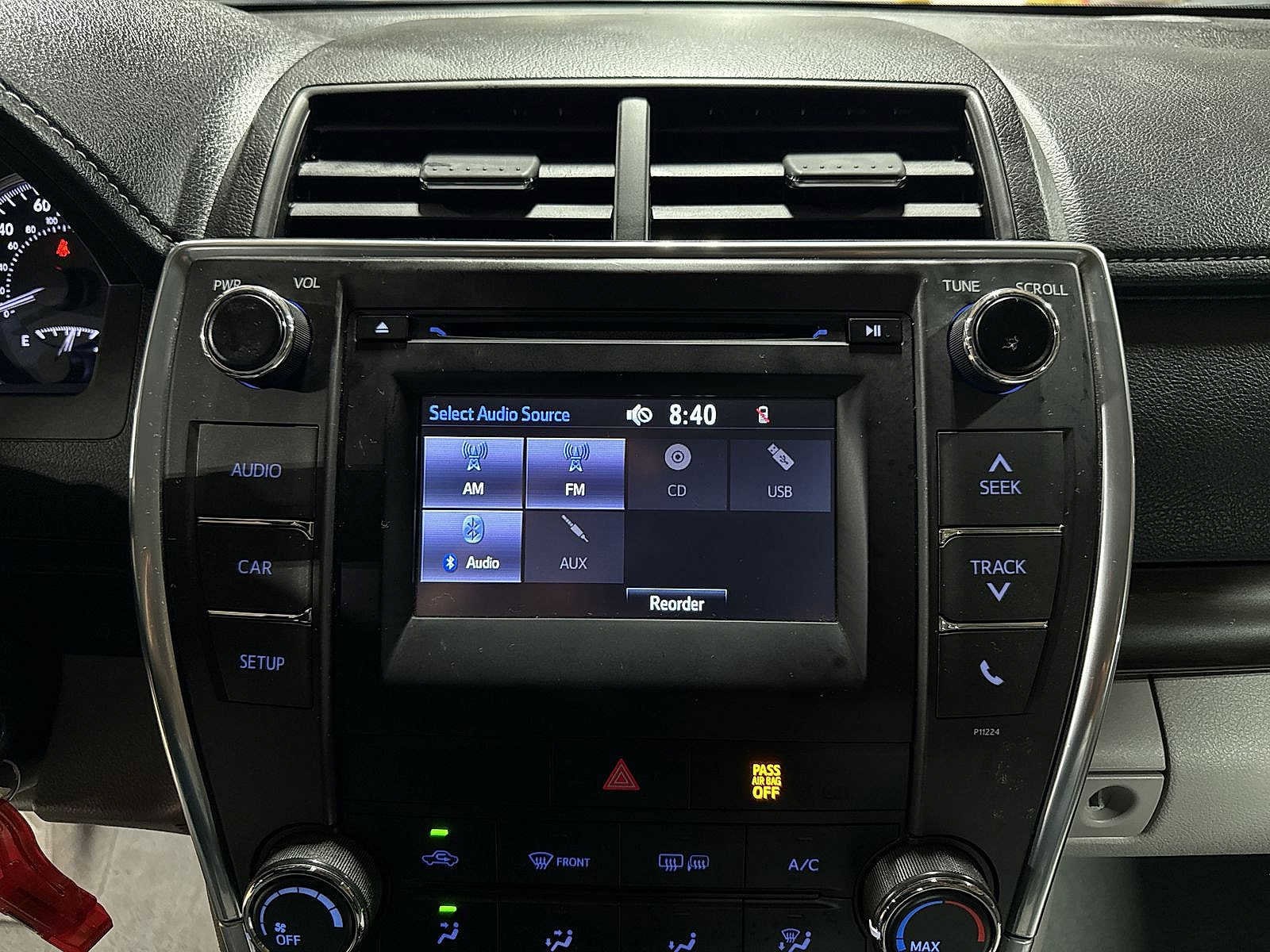Thumbnail: 2016 Toyota Camry - 19