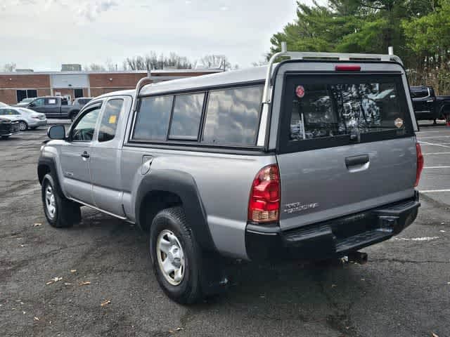 Thumbnail: 2015 Toyota Tacoma - 6