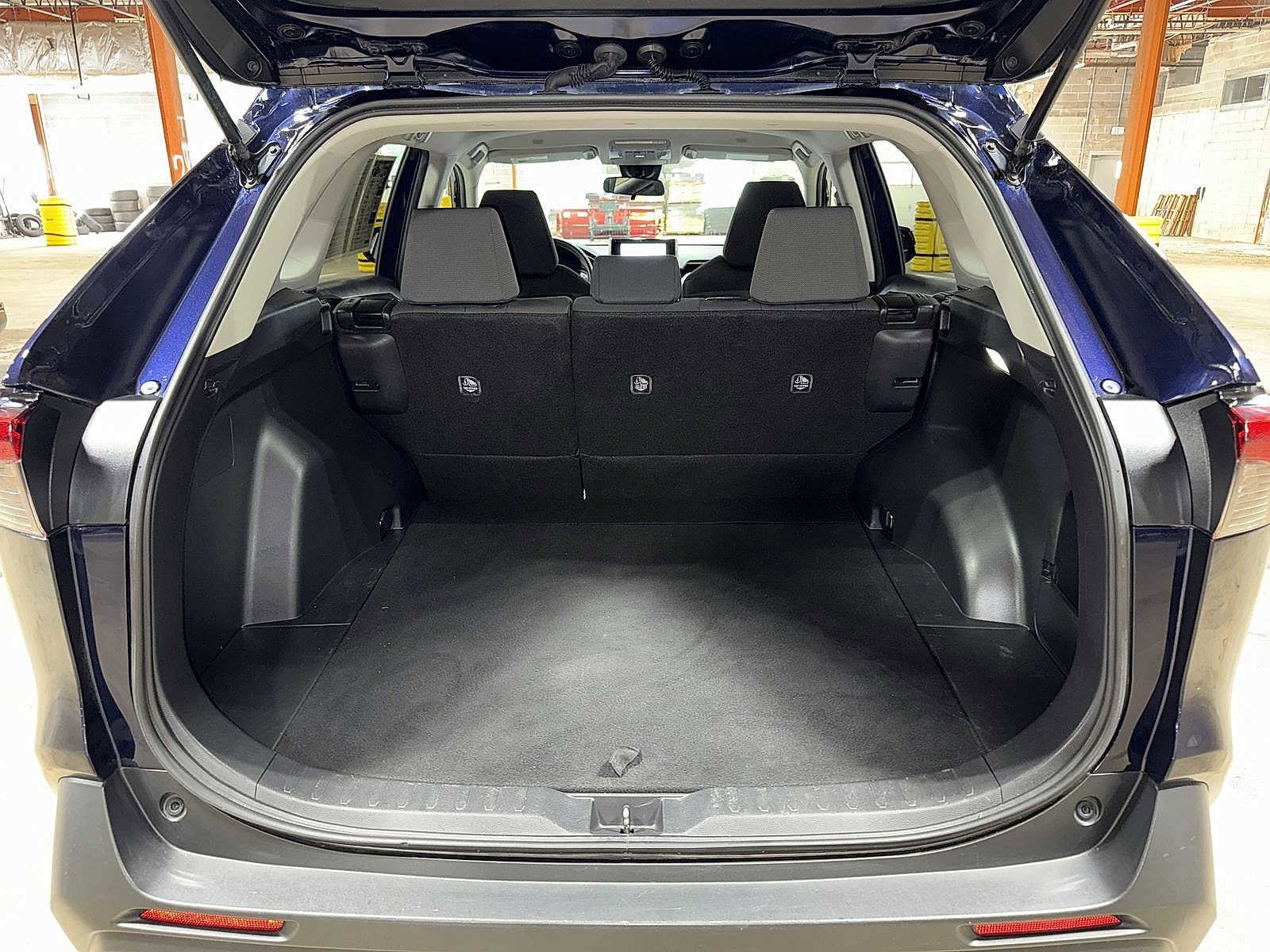 Thumbnail: 2024 Toyota RAV4 - 11