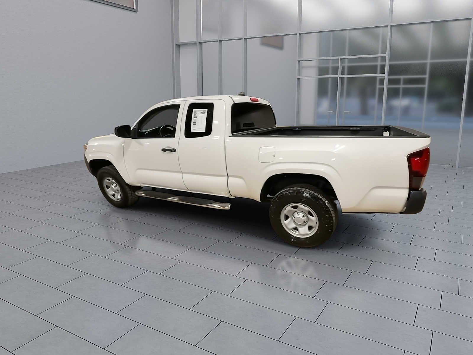 Thumbnail: 2021 Toyota Tacoma - 6