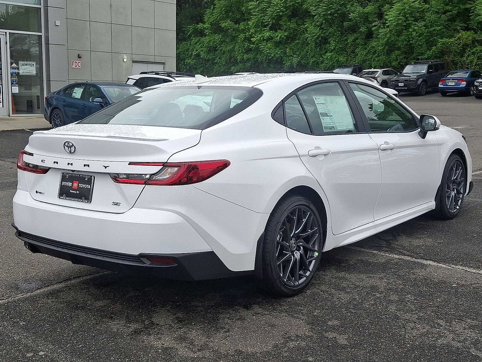 Thumbnail: 2026 Toyota Camry - 12