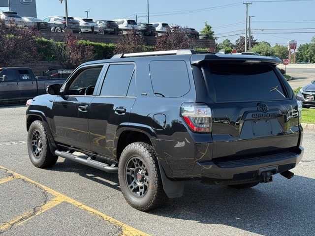 Thumbnail: 2021 Toyota 4Runner - 6