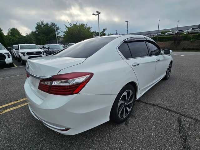 Thumbnail: 2017 Honda Accord - 4